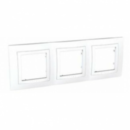 Рамка тройна бяла UNICA BASIC  112058